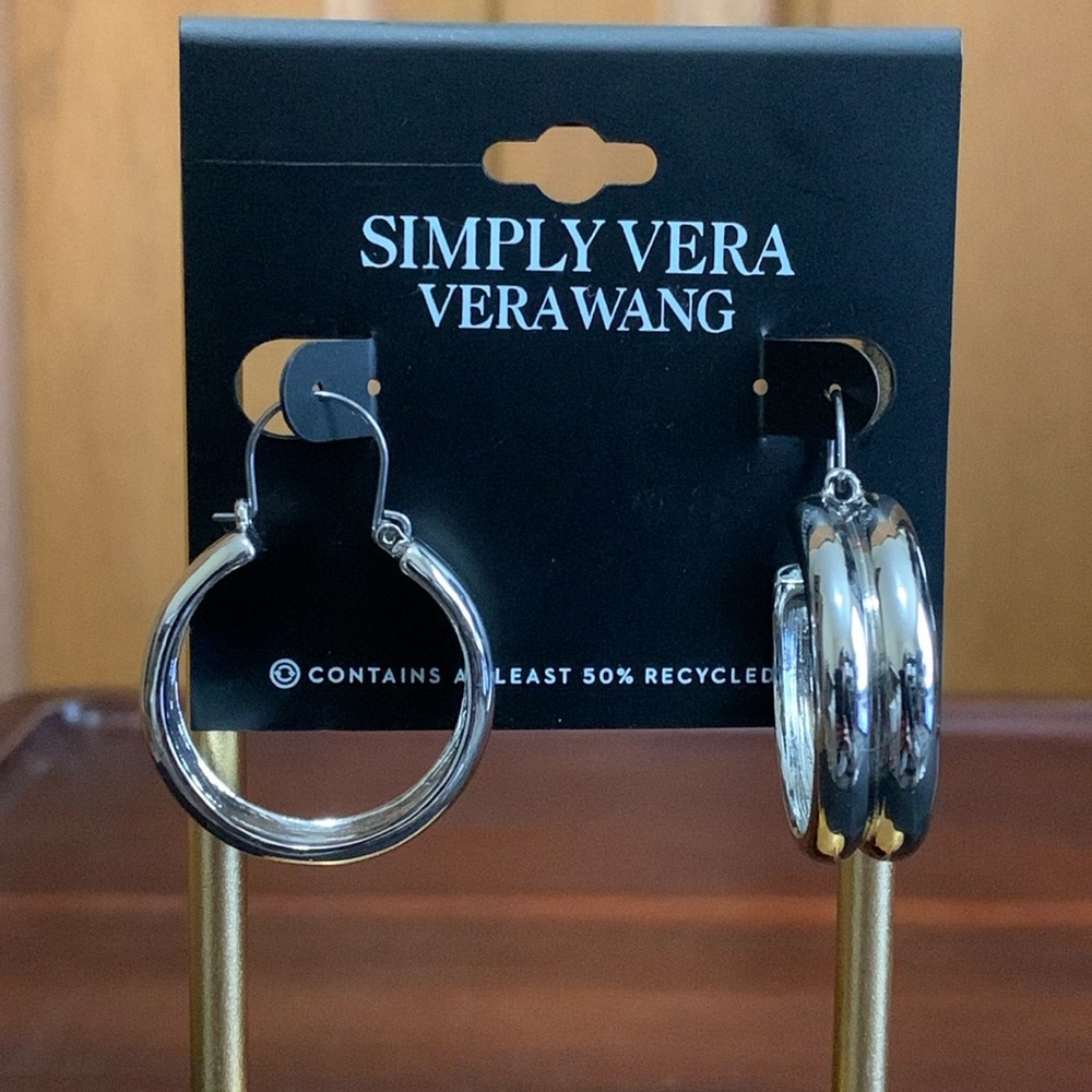 NWT Simply Vera Vera Wang silver tone hoop earrings